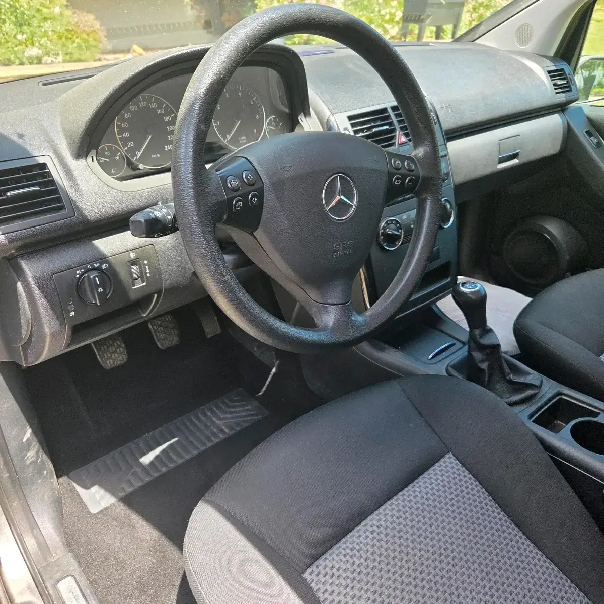 Gebraucht Mercedes A150 95 PS (69 kW) 2005 Grau Kleinwagen