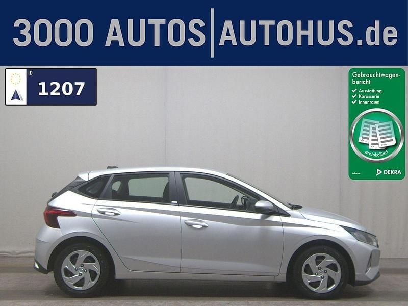 Silber Gebraucht 2021 Hyundai i20 Limousine | 12.479 € (Guter Preis) - Bild 1/4