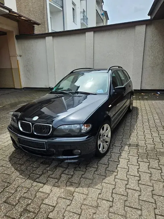 Gebraucht BMW 320 Exclusive 152 PS (111 kW) 2005 Schwarz Kombi