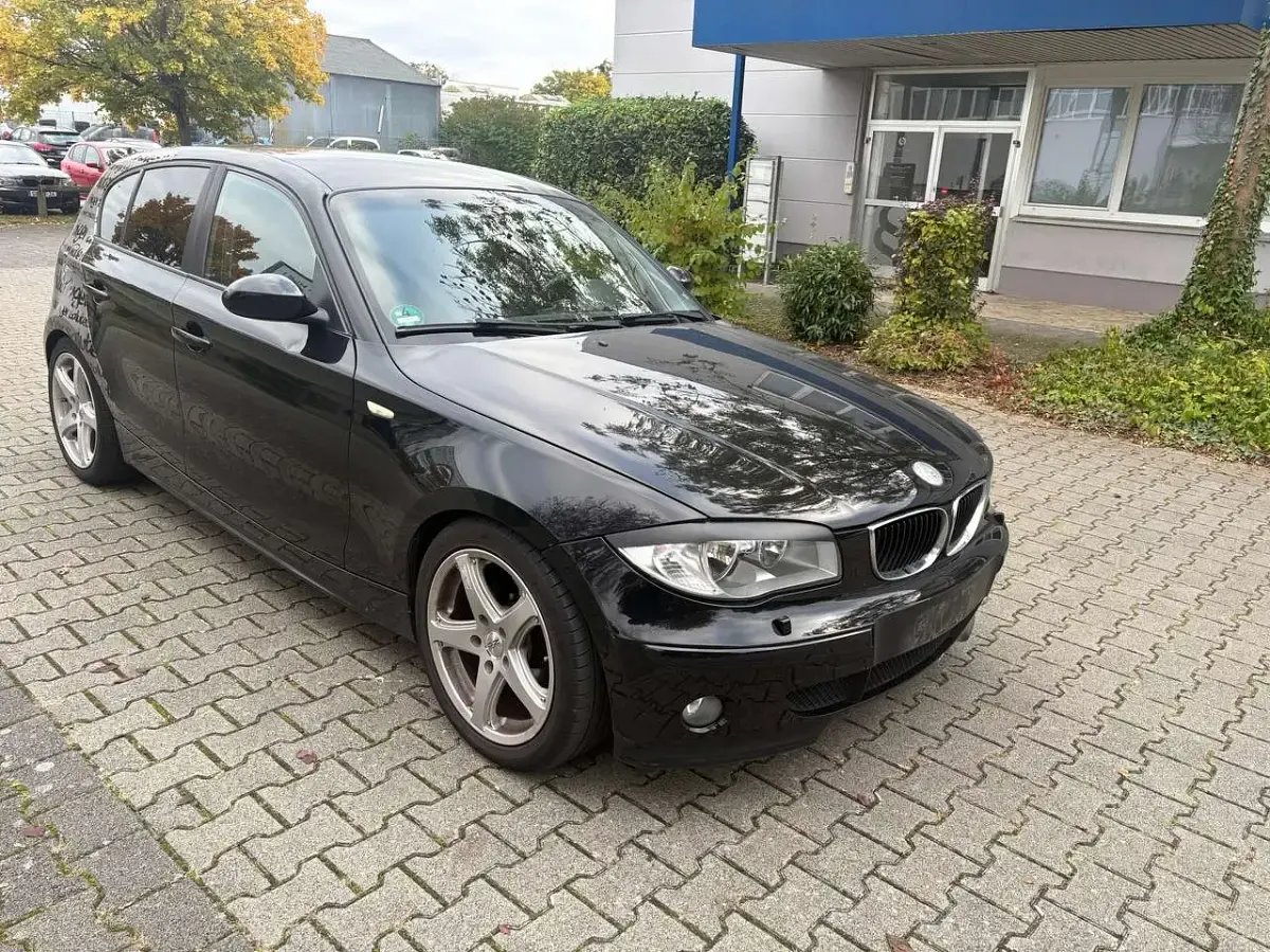 Second-hand BMW 116 116 CP (85 kW) 2004 Negru Hatchback