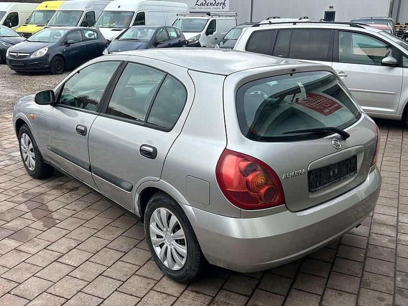 Gebraucht Nissan Almera 98 PS (72 kW) 2003 Silber Limousine