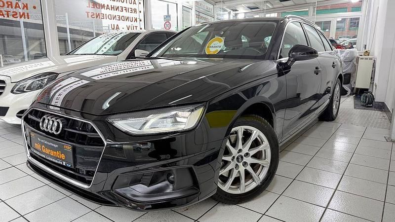 Gebraucht Audi A4 Ambiente 150 PS (110 kW) 2022 Brillantschwarz Kombi