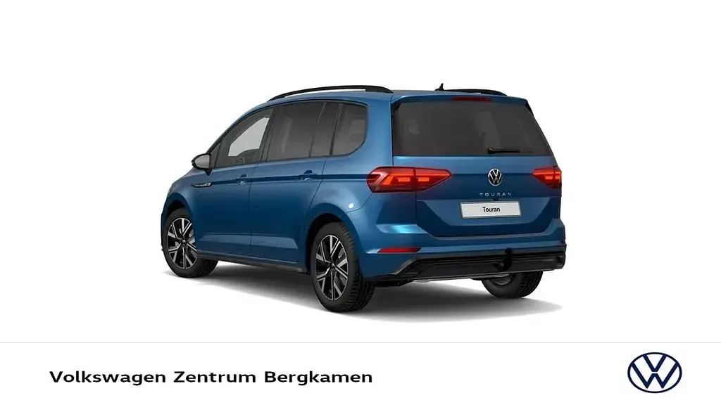 Gebraucht VW Touran Style 150 PS (110 kW) 2023 Caribbean blue metallic Van / Kleinbus