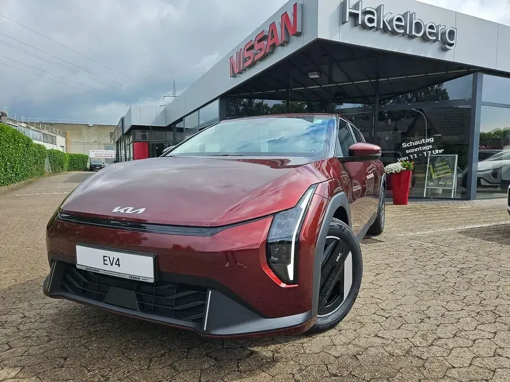 Neu Kia EV4 Earth 150 kW (204 PS) 2025 (ard) magmarot metallic Limousine
