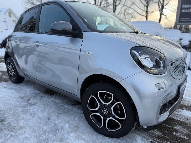 Gebraucht Smart ForFour Prime 90 PS (66 kW) 2017 Silber Kleinwagen