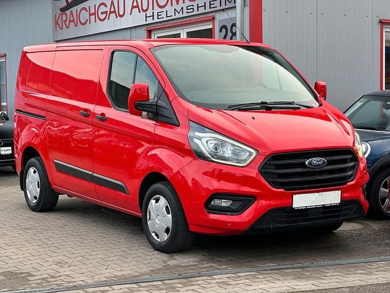 Gebraucht Ford Transit Custom 105 PS (77 kW) 2019 Rot Van / Kleinbus
