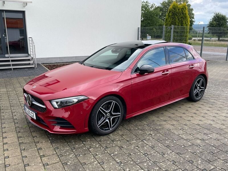 Rot Gebraucht 2020 Mercedes A220 AMG Limousine | 28.990 € (Guter Preis) - Bild 1/4