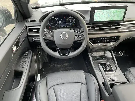 Neu SsangYong Musso 203 PS (149 kW) 2026 Space black metallic lak SUV
