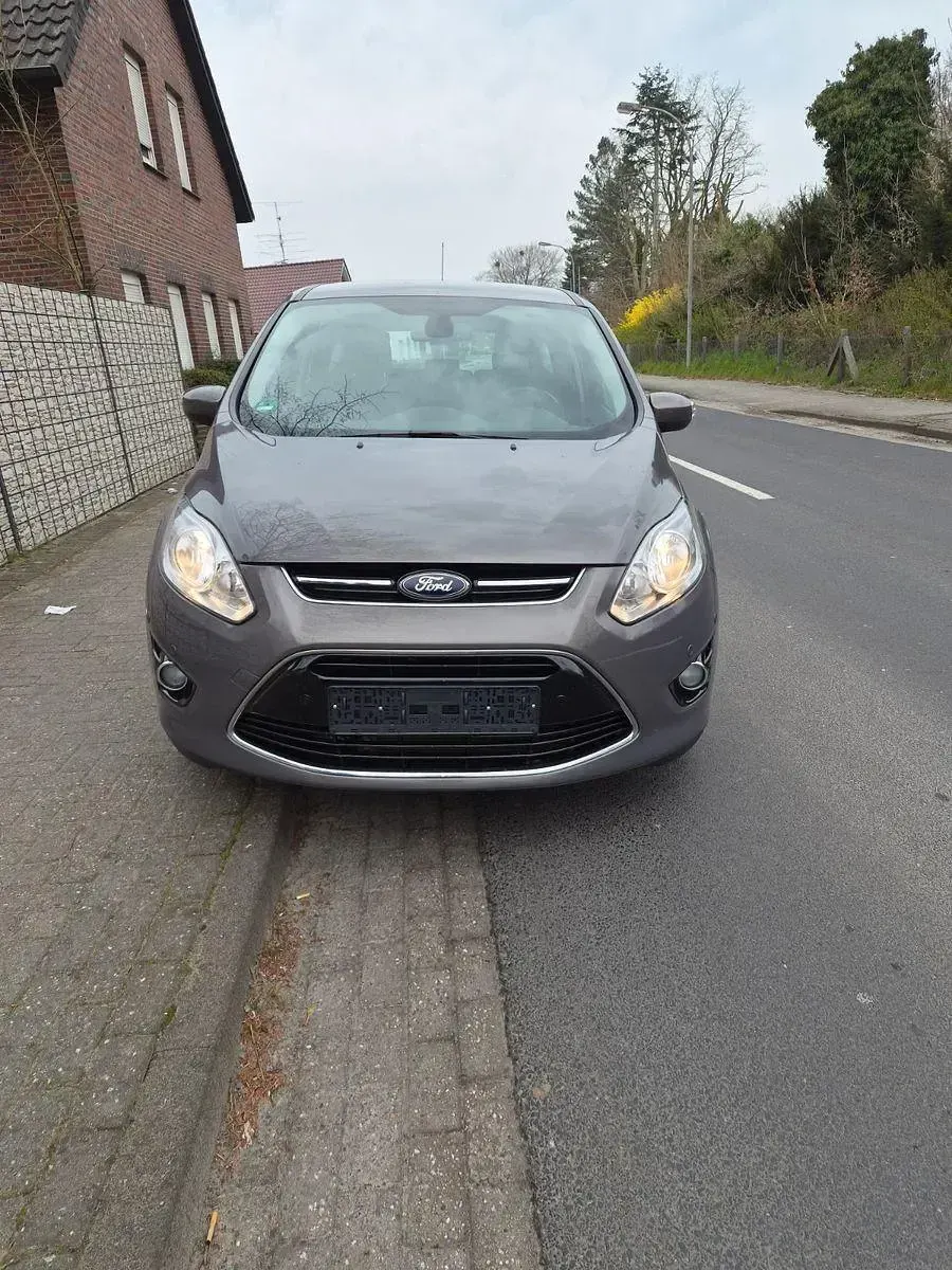 Używany Ford C-MAX Titanium 116 KM (85 kW) 2012 Brązowy Minivan