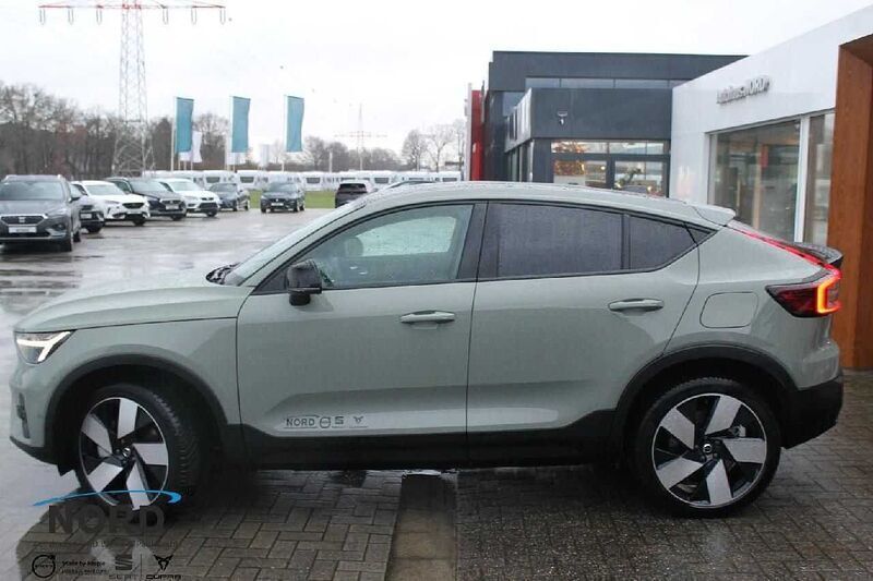 Sage green / metallic Gebraucht 2022 Volvo EC40 Ultimate SUV | 41.950 € (Teuer) - Bild 1/4