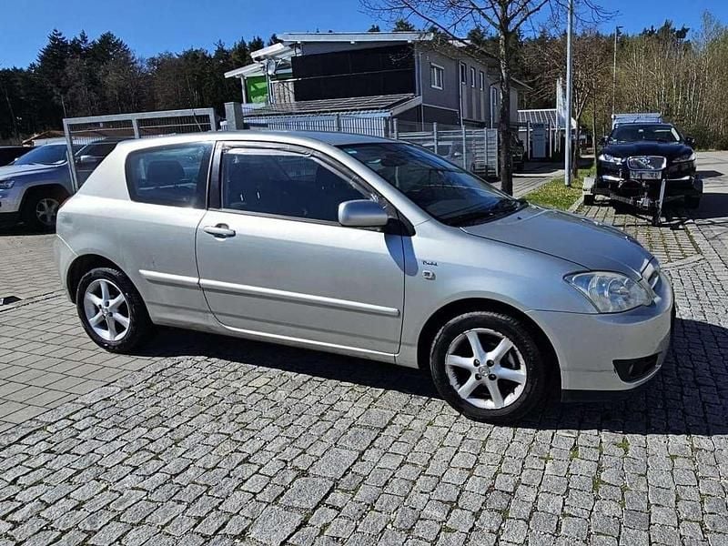 Używany Toyota Corolla Sol 110 KM (80 kW) 2006 Srebrny Hatchback