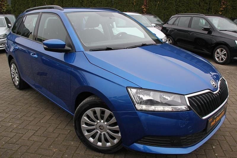 Blau Gebraucht 2022 Skoda Fabia Active Kombi | 12.990 € (Superpreis) - Bild 1/4