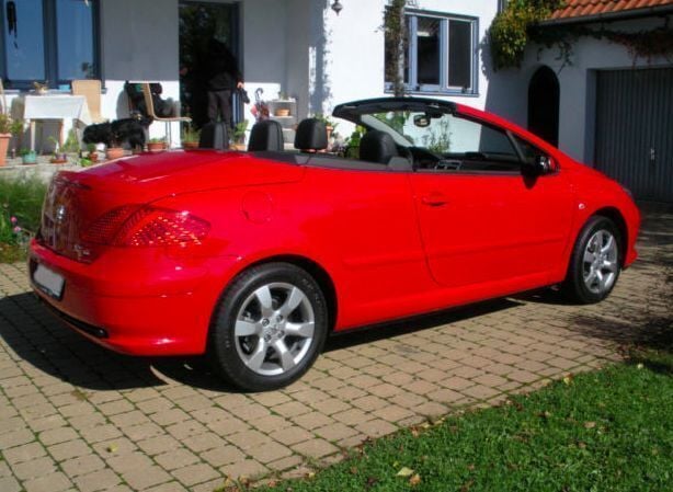 Gebraucht Peugeot 307 CC 140 PS (102 kW) 2008 Rot Cabrio