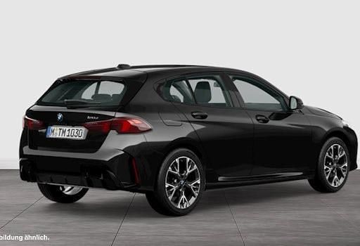 Gebraucht BMW 120 Shadowline 163 PS (119 kW) 2025 Schwarz Kleinwagen