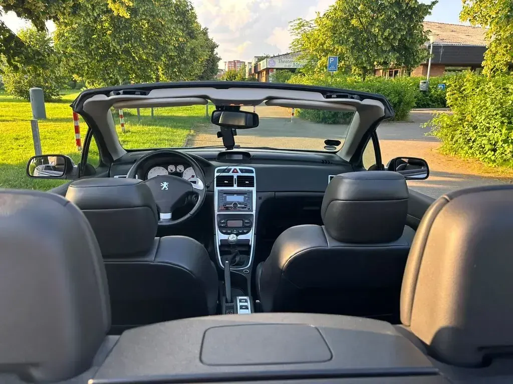 Gebraucht Peugeot 307 CC 136 PS (100 kW) 2005 Silber Cabrio
