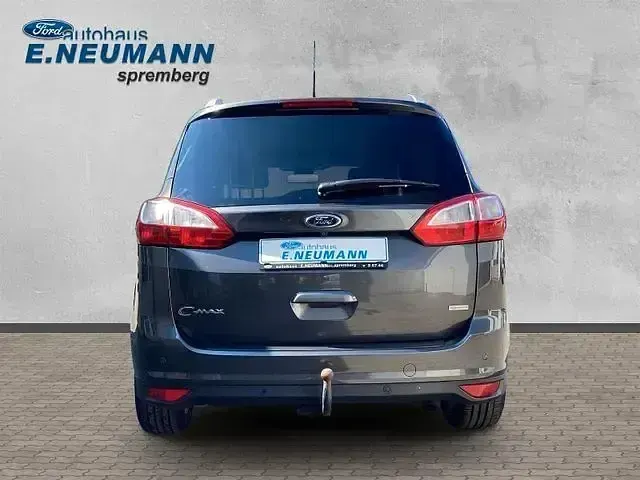 Używany Ford Grand C-Max Titanium 150 KM (110 kW) 2017 Szary Minivan