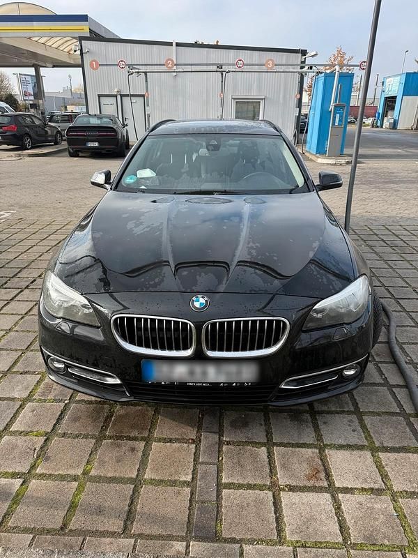 Schwarz Gebraucht 2013 BMW 530 Kombi | 9.800 € (Guter Preis) - Bild 1/4