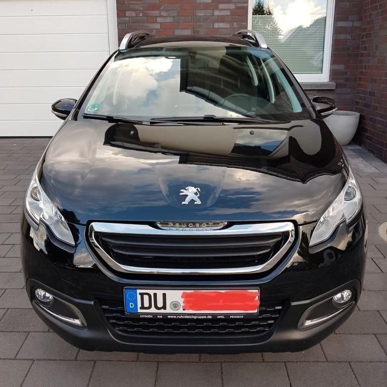 Schwarz Gebraucht 2015 Peugeot 2008 Allure SUV | 5.700 € (Guter Preis) - Bild 1/4