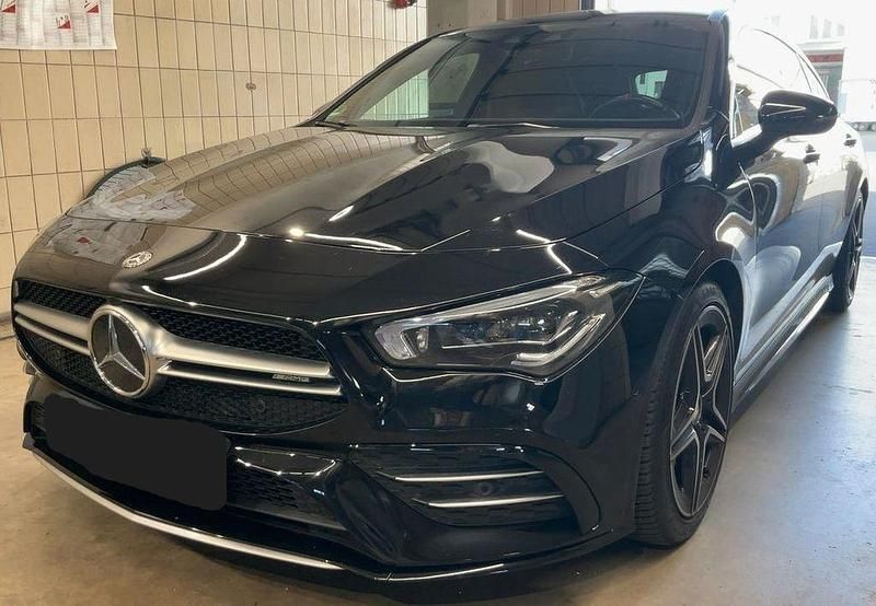 Schwarz Gebraucht 2020 Mercedes CLA35 AMG Shooting Brake AMG Kombi | 30.999 € (Guter Preis) - Bild 1/2