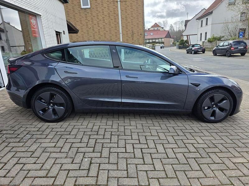 Gebraucht Tesla Model 3 RWD 208 kW (283 PS) 2022 Grau Limousine