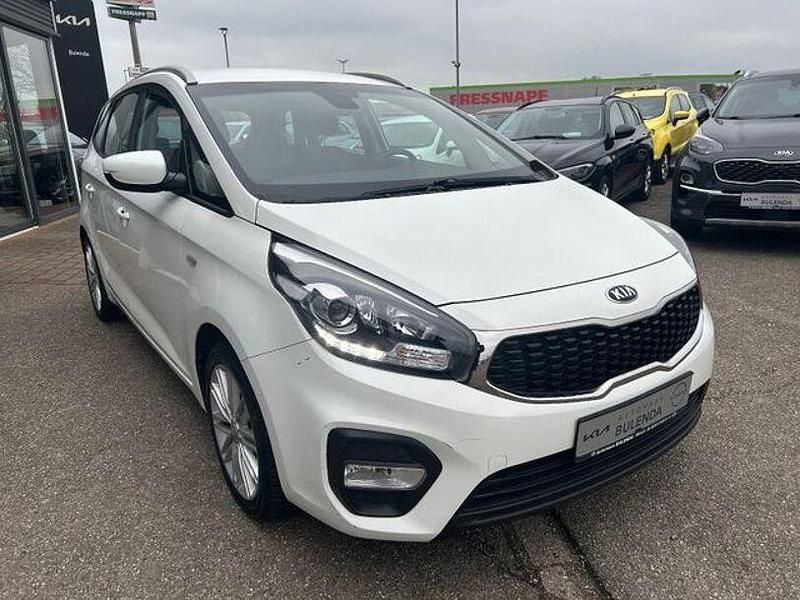 Gebraucht Kia Carens Vision 135 PS (99 kW) 2018 Weiß Van / Kleinbus