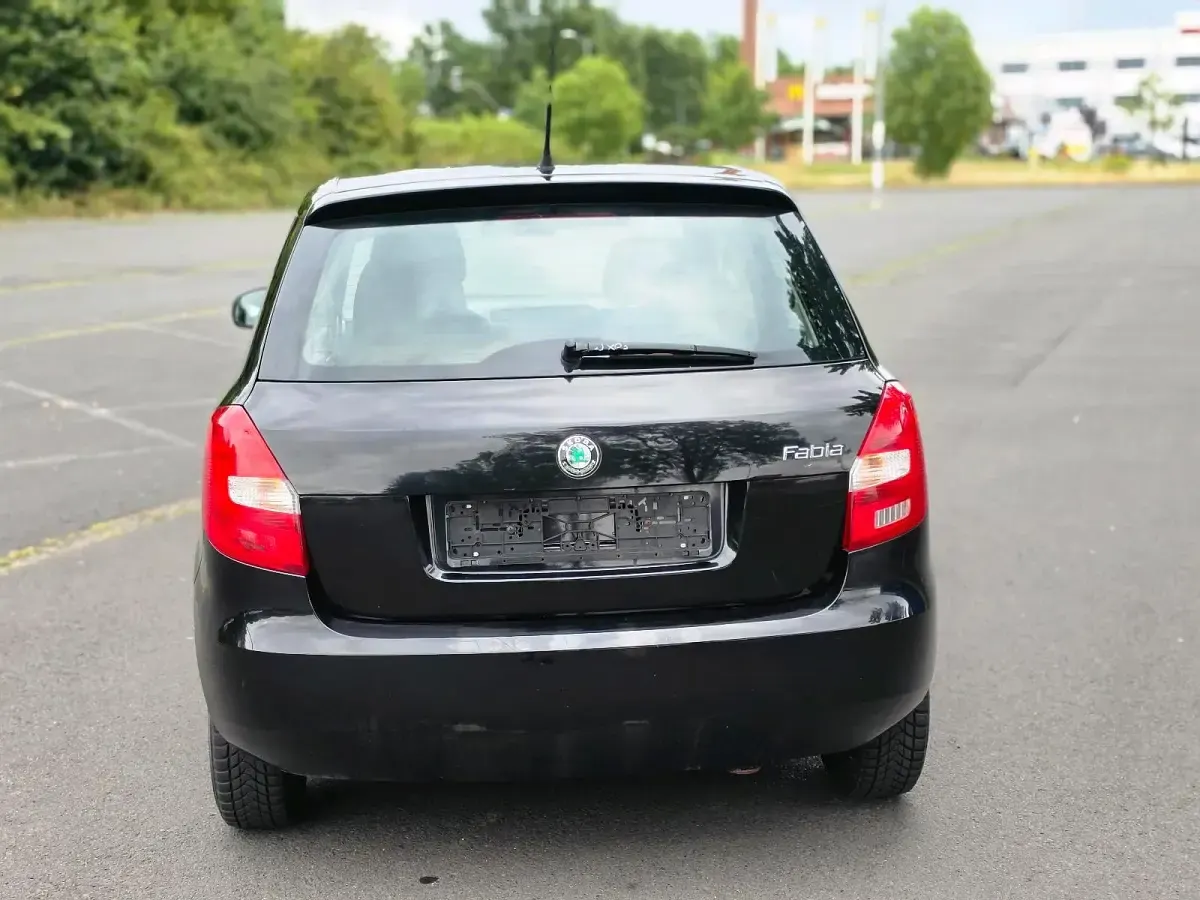Gebraucht Skoda Fabia Cool Edition 69 PS (50 kW) 2009 Schwarz Limousine