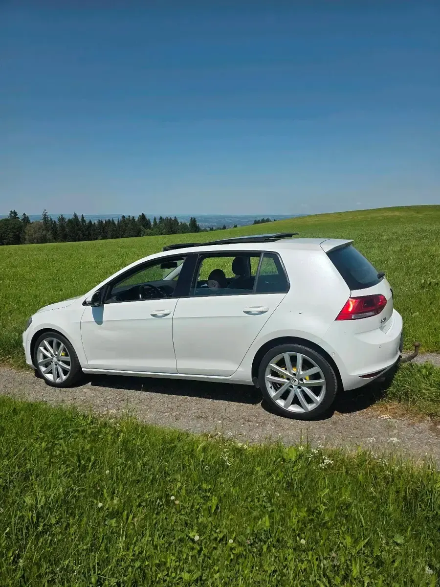 Gebraucht VW Golf VII 150 PS (110 kW) 2013 Weiß Kleinwagen