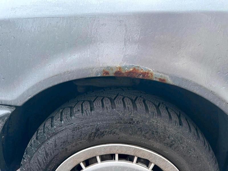 Gebraucht Audi 80 90 PS (66 kW) 1990 Silber Limousine