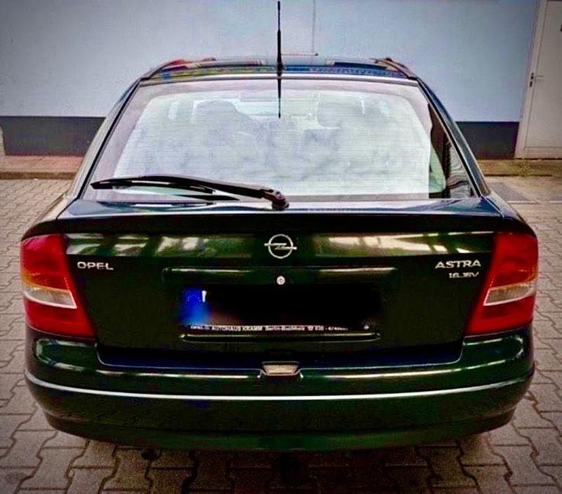 Gebraucht Opel Astra Edition 101 PS (74 kW) 1999 Grün Limousine