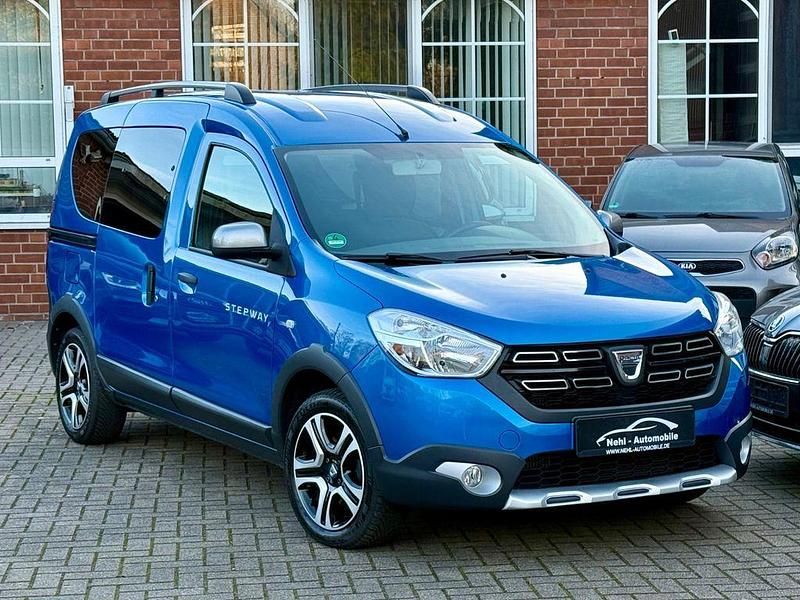 Gebraucht Dacia Dokker Stepway 116 PS (85 kW) 2017 Blau Van / Kleinbus
