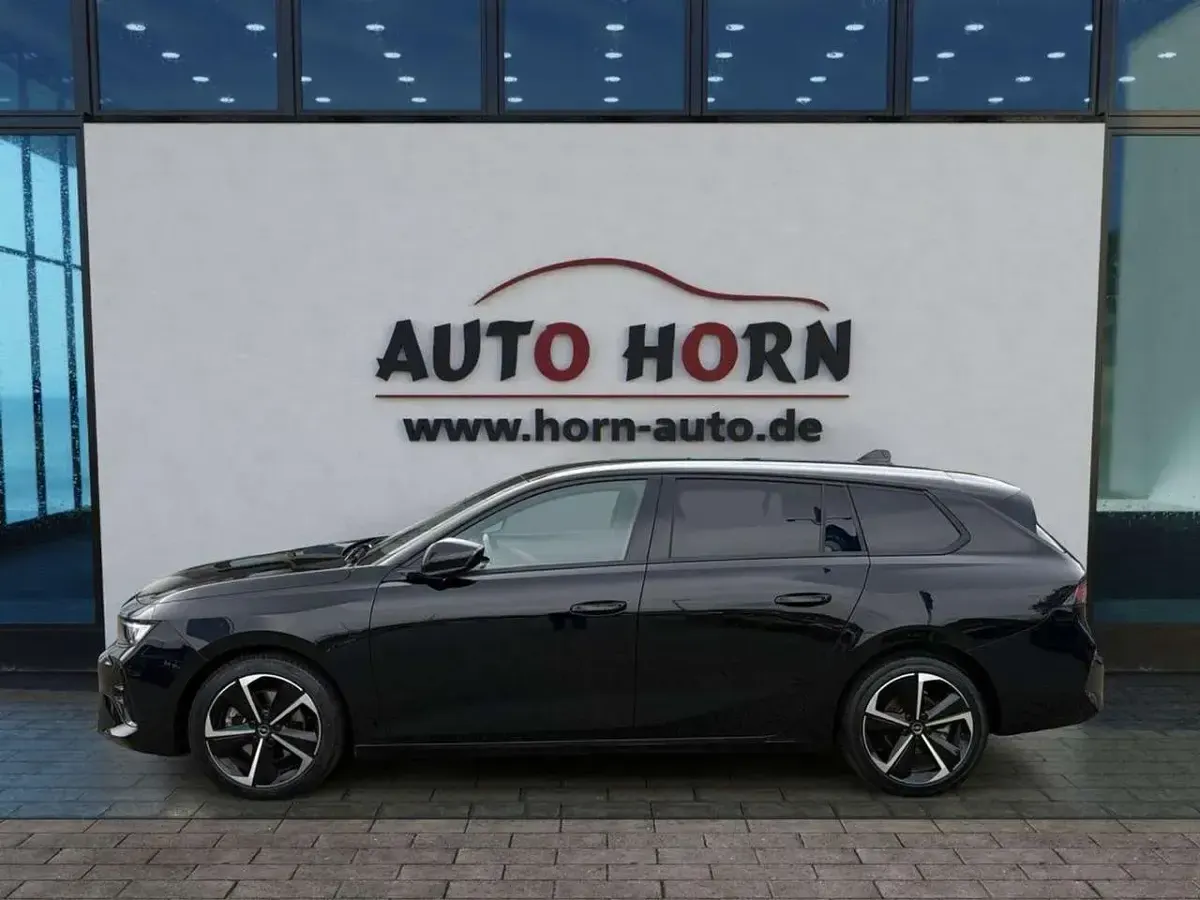 Second-hand Opel Astra 131 CP (96 kW) 2025 Negru Break