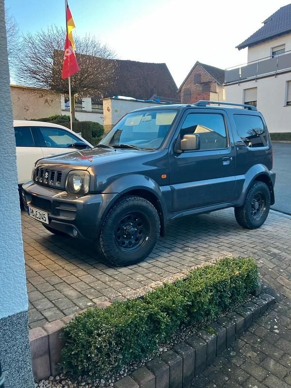 Gebraucht Suzuki Jimny 86 PS (63 kW) 2009 SUV