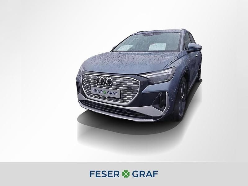 Geysirblau metallic Gebraucht 2022 Audi Q4 e-tron S-Line SUV | 34.840 € (Superpreis) - Bild 1/4