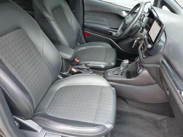 Gebraucht Ford Fiesta Active 101 PS (74 kW) 2019 Grau Kleinwagen