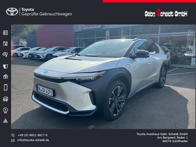 Silber Gebraucht 2023 Toyota bZ4X SUV | 37.966 € (Teuer) - Bild 1/4
