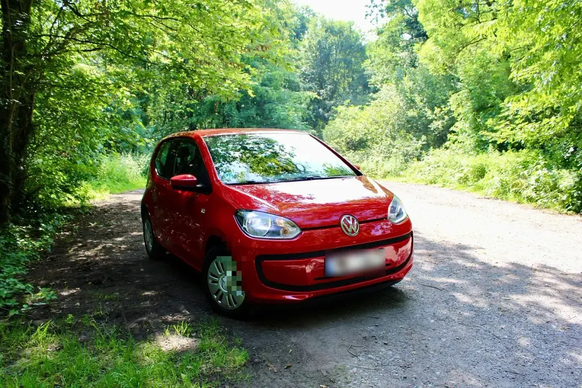 Gebraucht VW up! 60 PS (44 kW) 2015 Rot Kleinwagen