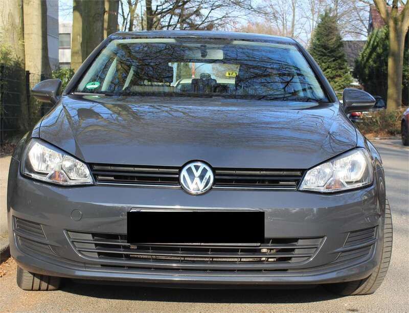 Gebraucht 2016 VW Golf VII Comfortline Limousine | 10.000 € (Superpreis) - Bild 1/4