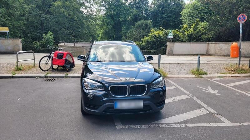 Schwarz Gebraucht 2014 BMW X1 M Sport SUV | 13.600 € - Bild 1/4