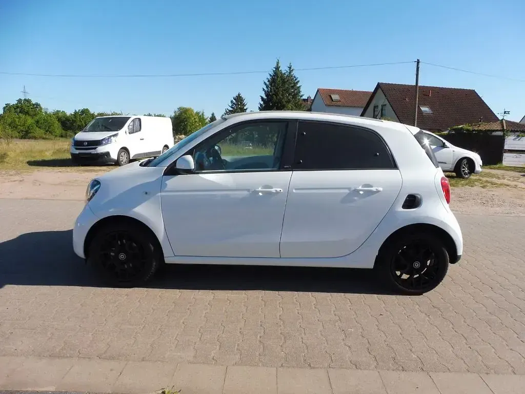 Gebraucht Smart ForFour Basis 71 PS (52 kW) 2014 Weiß Kleinwagen