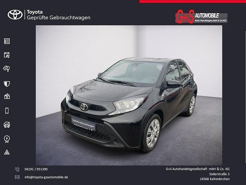 Schwarz Gebraucht 2024 Toyota Aygo X X-play SUV | 13.489 € (Guter Preis) - Bild 1/4