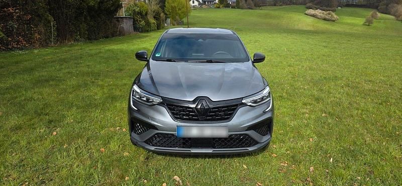 Gebraucht Renault Arkana Engineered 143 PS (105 kW) 2023 Grau SUV