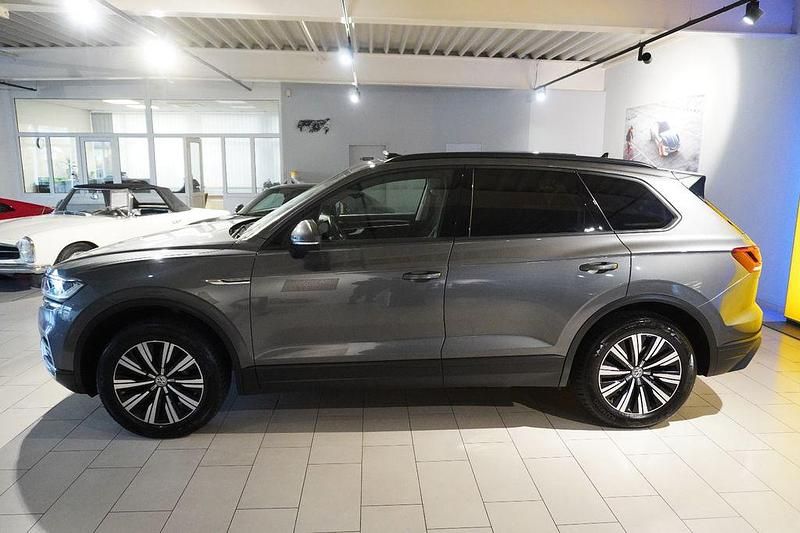 Gebraucht VW Touareg 286 PS (210 kW) 2019 Grau SUV