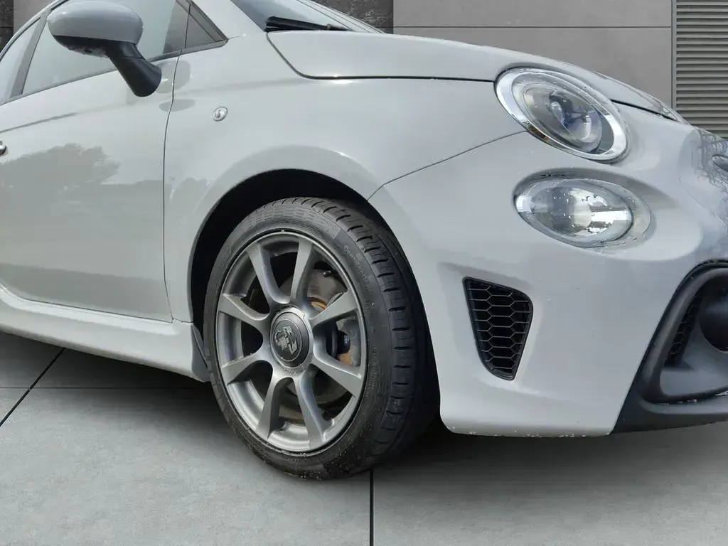 Gebraucht Abarth 595 Basis 145 PS (106 kW) 2022 Grau Limousine