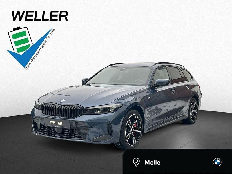 Arctic race blue (blau) Gebraucht 2024 BMW 330e M Sport Kombi | 45.850 € (Guter Preis) - Bild 1/4