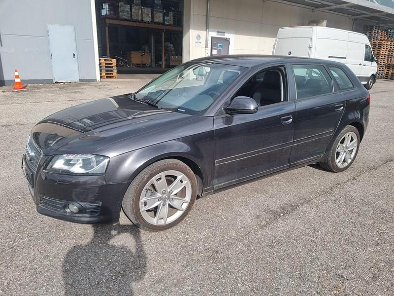 Schwarz Gebraucht 2010 Audi A3 Sport Kombi | 5.490 € (Guter Preis) - Bild 1/4