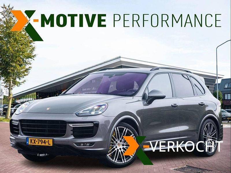Gebraucht Porsche Cayenne Turbo S 570 PS (419 kW) 2015 Grau SUV