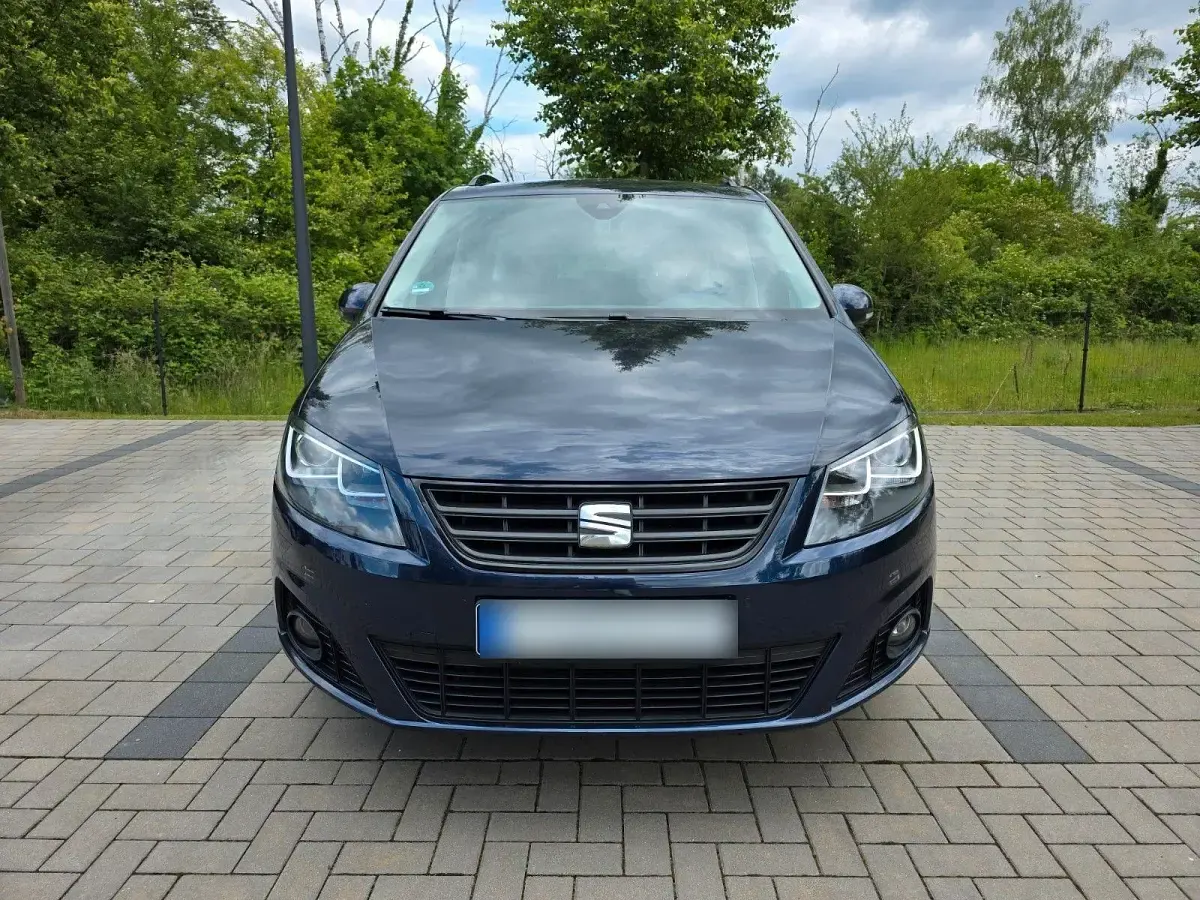 Gebraucht Seat Alhambra 184 PS (135 kW) 2016 Blau Van / Kleinbus