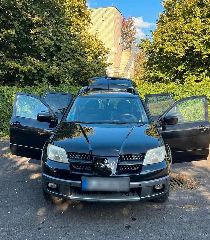 Gebraucht Mitsubishi Outlander 160 PS (117 kW) 2005 Schwarz SUV