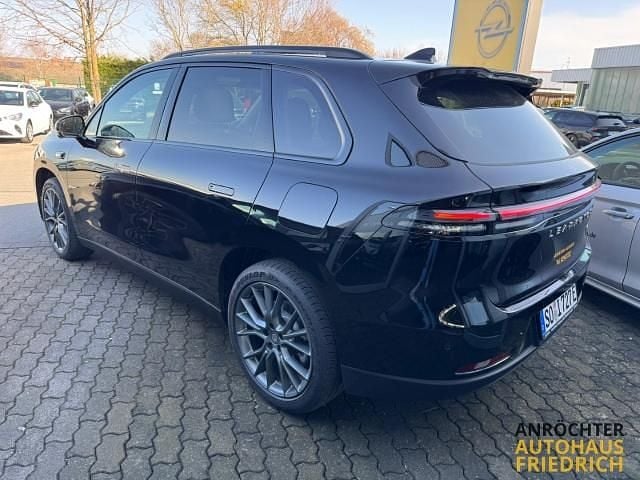 Neu Leapmotor C10 215 PS (158 kW) 2026 Schwarz SUV