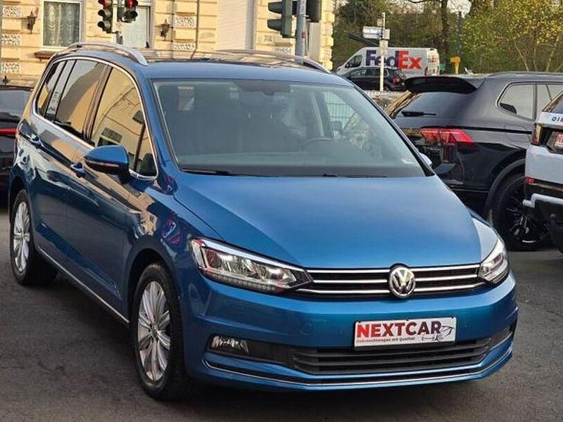 Gebraucht VW Touran Highline 150 PS (110 kW) 2018 Blau Van / Kleinbus